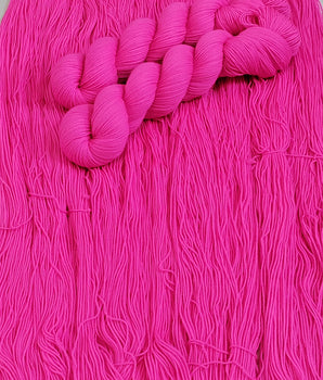 Neon Pink - Silje